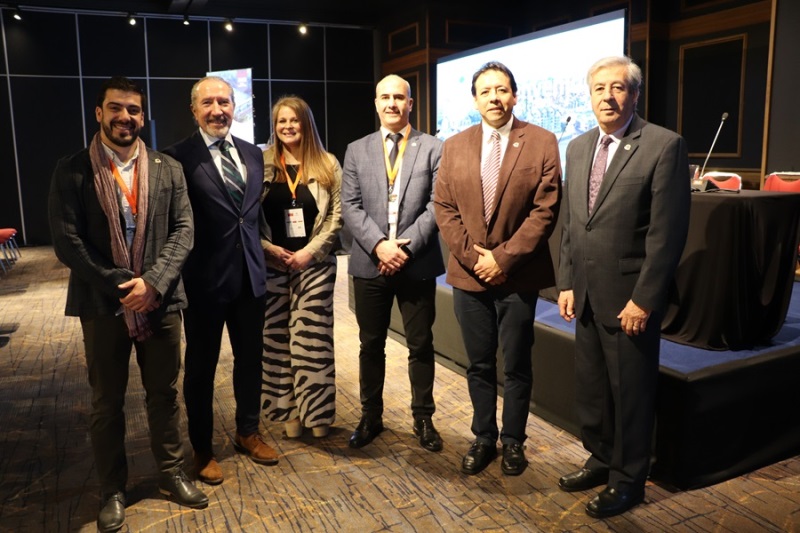 Más de 300 especialistas son parte del congreso internacional sobre mantenimiento vial más importante del país organizado por MOP y UFRO.